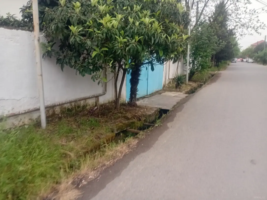 Satılır 4 otaqlı həyət evi 100 m²