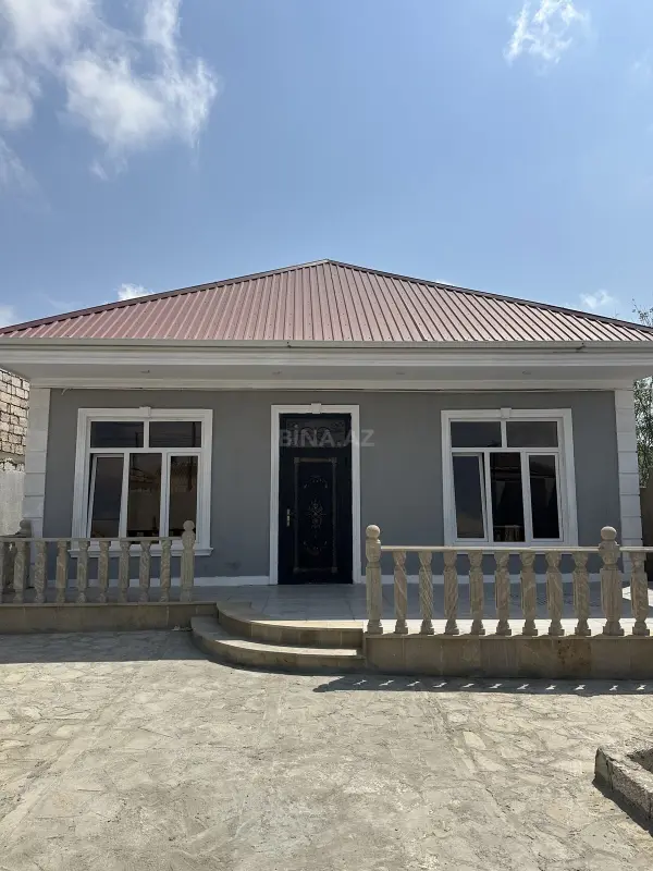 Satılır 5 otaqlı həyət evi 140 m²