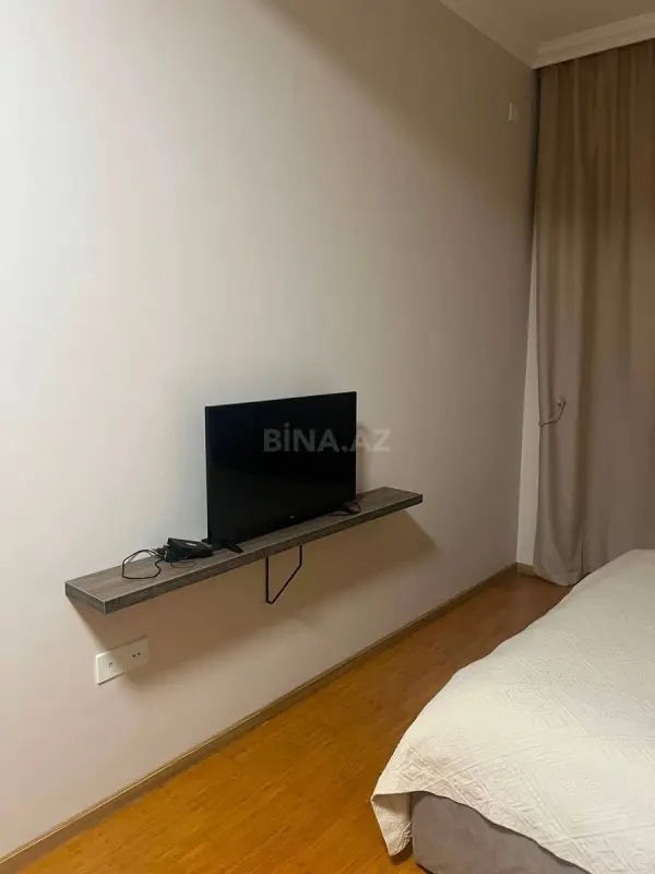 Kirayə verilir 3 otaqlı mənzil 102 m²