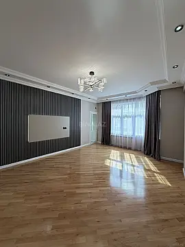 Satılır 2 otaqlı mənzil 70 m² — Bakı, Həzi Aslanov qəs. 2 otaq 70.00 m²