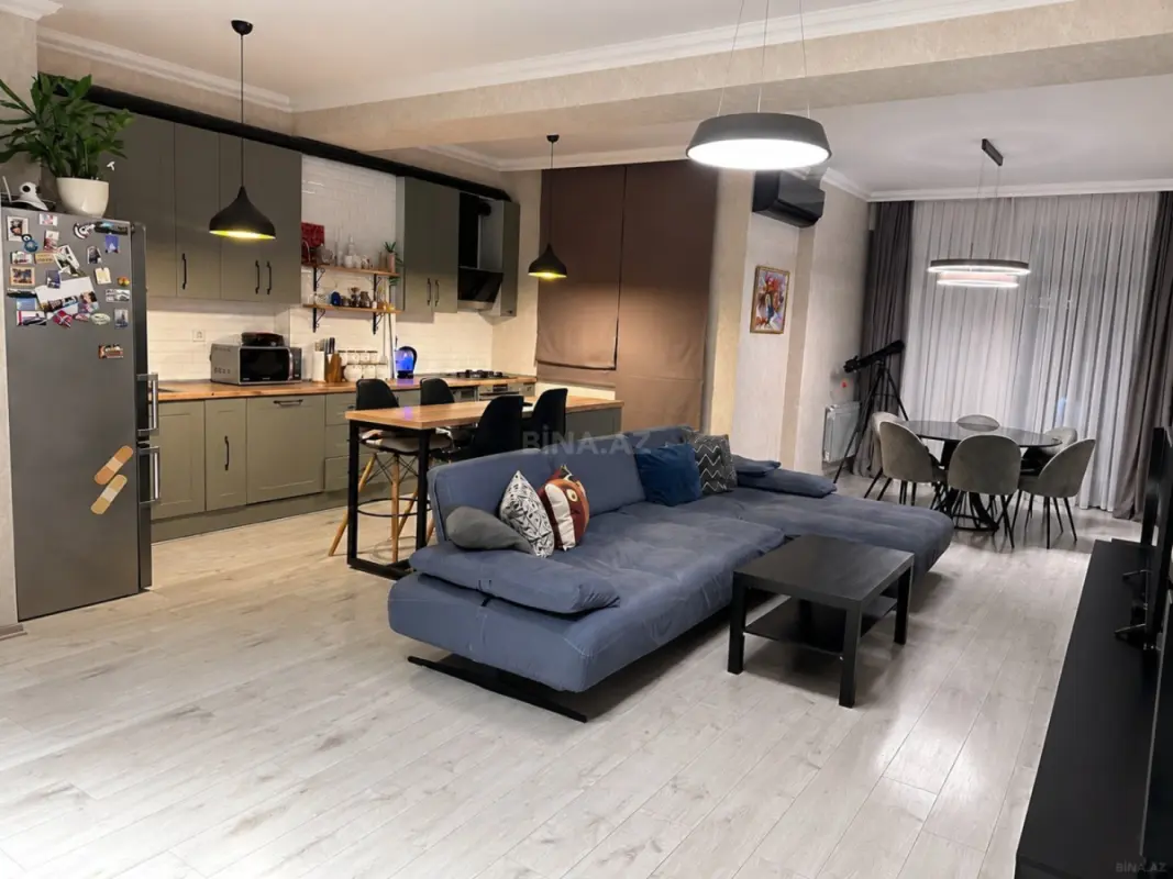 Satılır 3 otaqlı mənzil 101 m²