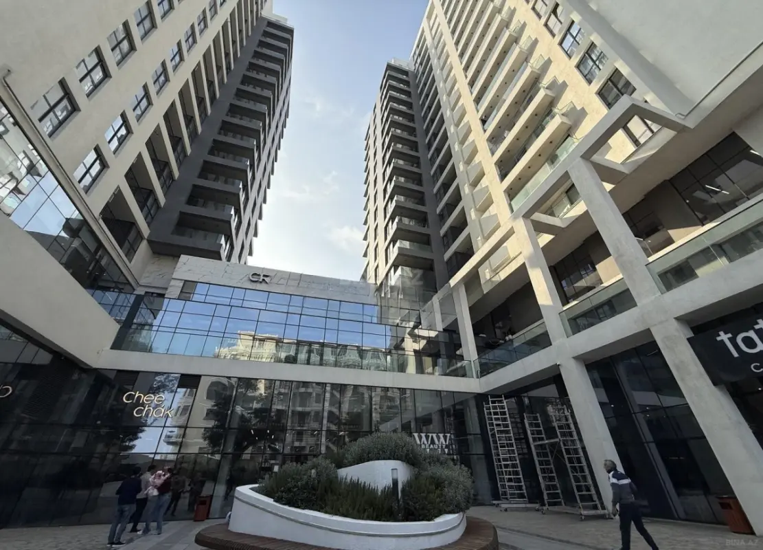 Satılır 2 otaqlı mənzil 75 m²