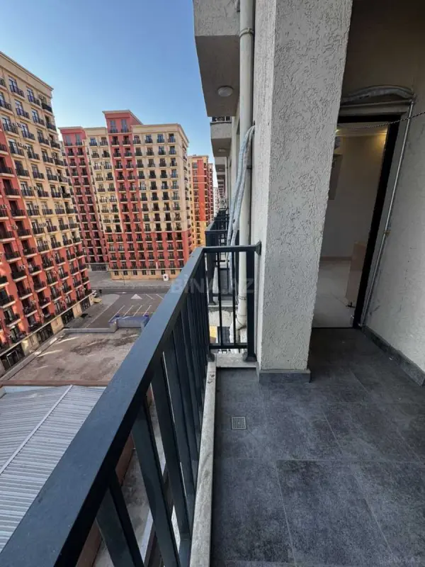 Kirayə verilir 2 otaqlı mənzil 82 m²
