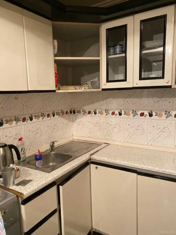 Kirayə verilir 2 otaqlı mənzil 70 m²