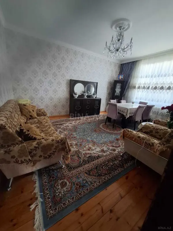 Satılır 5 otaqlı həyət evi 150 m²