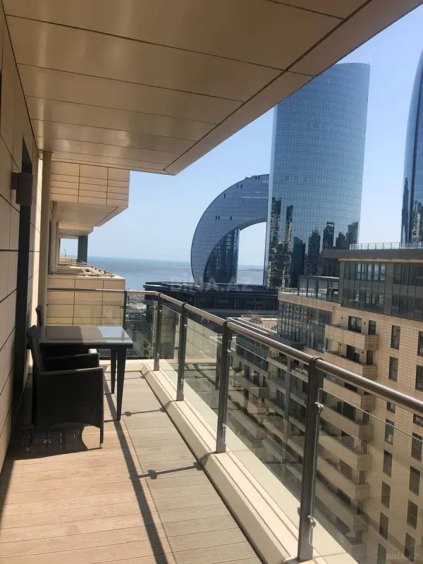 Kirayə verilir 2 otaqlı mənzil 90 m²