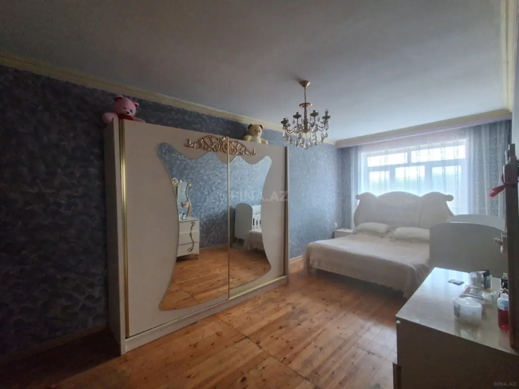 Satılır 4 otaqlı həyət evi 130 m²
