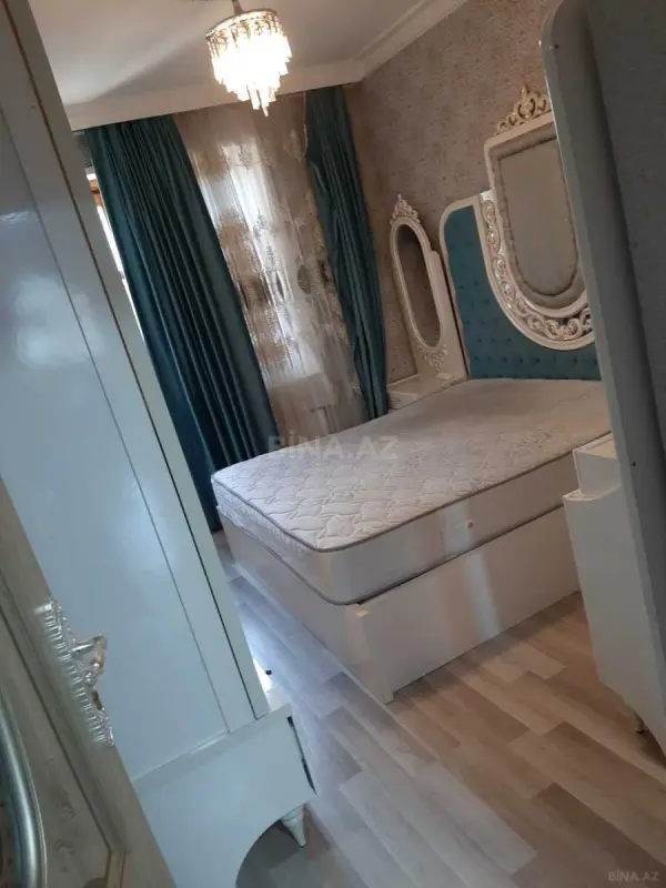Kirayə verilir 2 otaqlı mənzil 68 m²