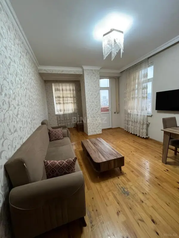 Satılır 3 otaqlı mənzil 106 m²