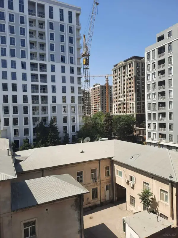 Satılır 1 otaqlı mənzil 40 m²