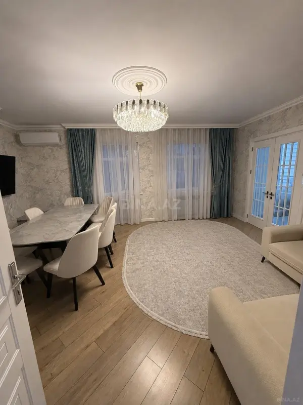 Satılır 3 otaqlı mənzil 115 m²