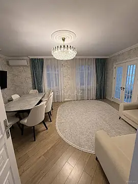 Satılır 3 otaqlı mənzil 115 m² — Bakı, İnşaatçılar 3 otaq 115.00 m²