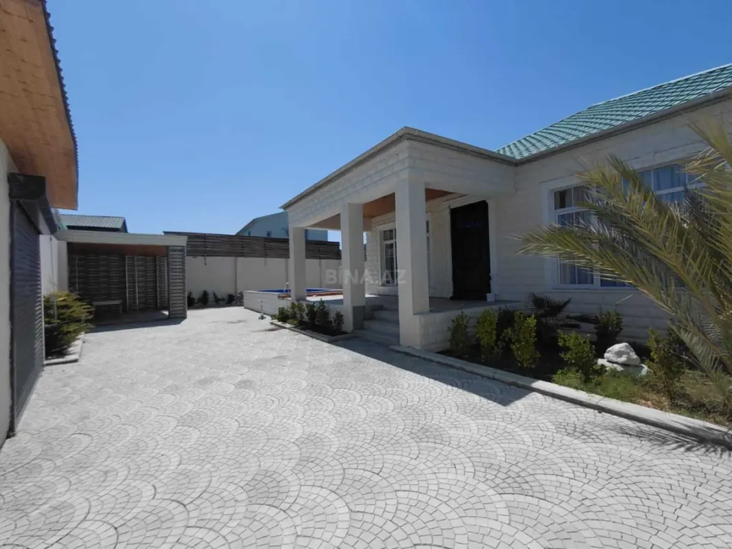 Satılır 4 otaqlı həyət evi 180 m²