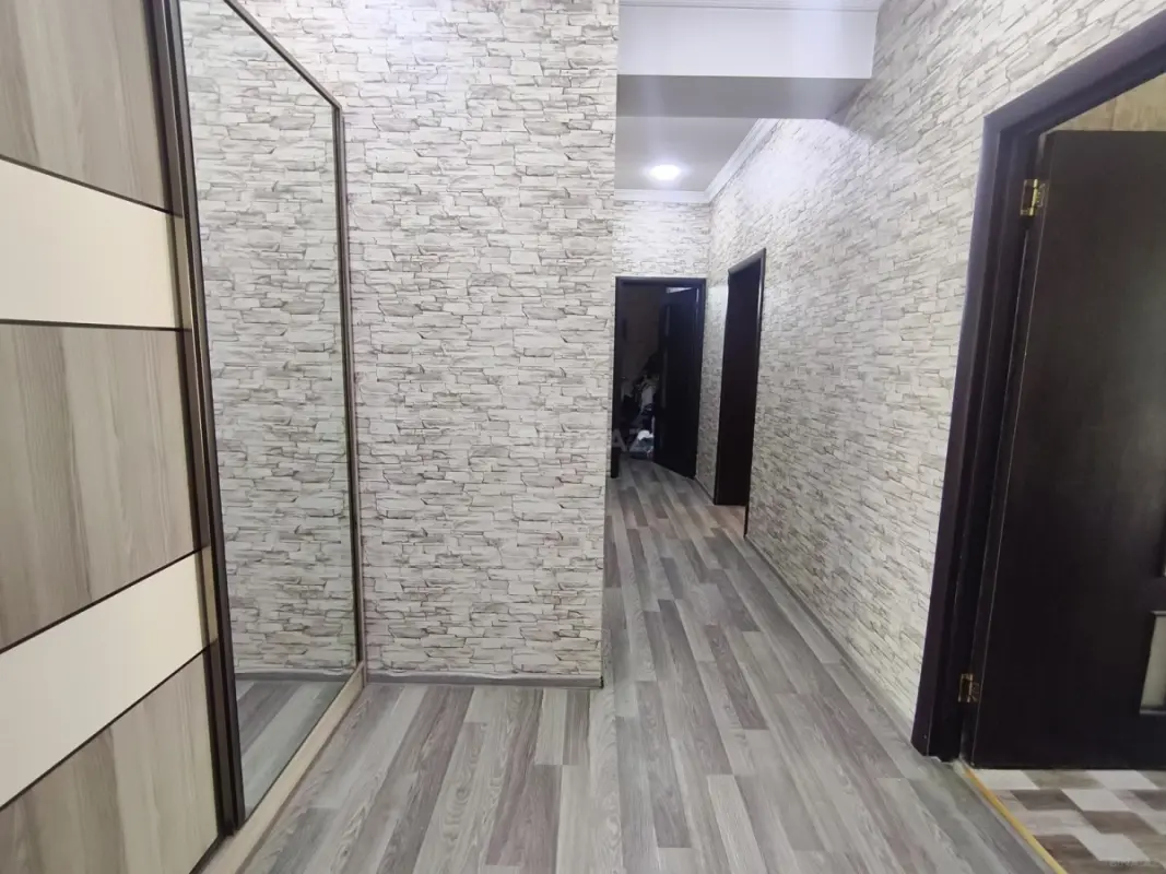 Satılır 3 otaqlı mənzil 100 m²