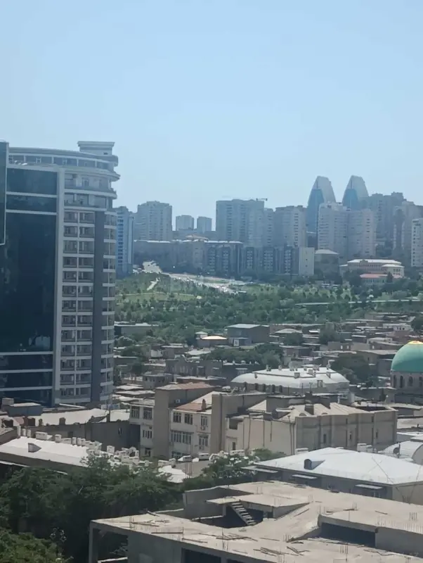 Kirayə verilir 2 otaqlı mənzil 100 m²