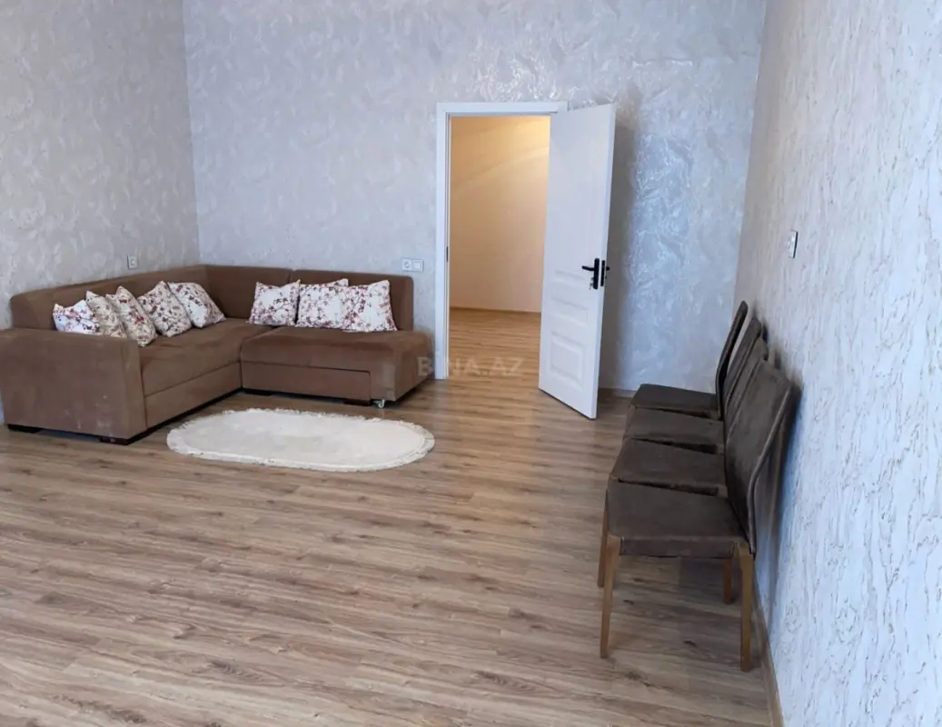 Kirayə verilir 3 otaqlı mənzil 110 m²