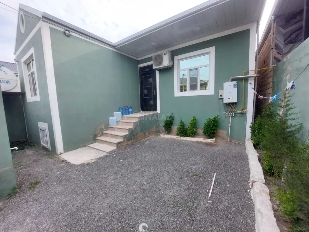 Satılır 4 otaqlı həyət evi 90 m²