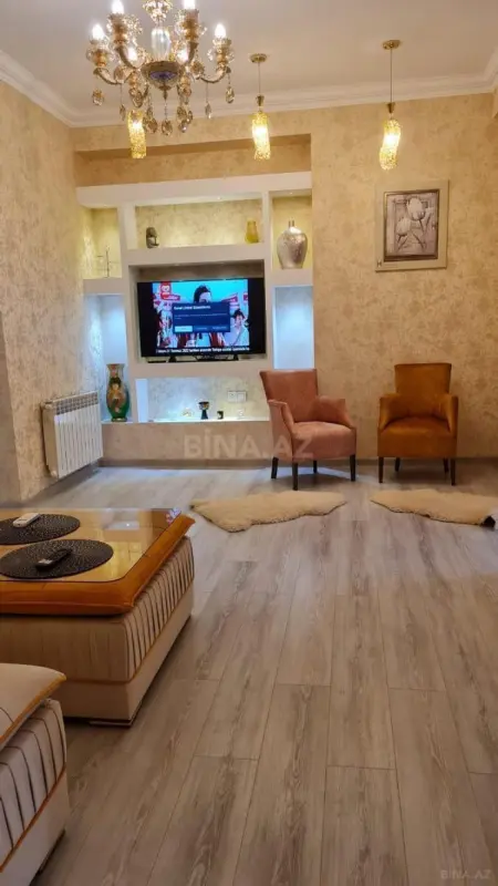 Kirayə verilir 3 otaqlı mənzil 95 m²