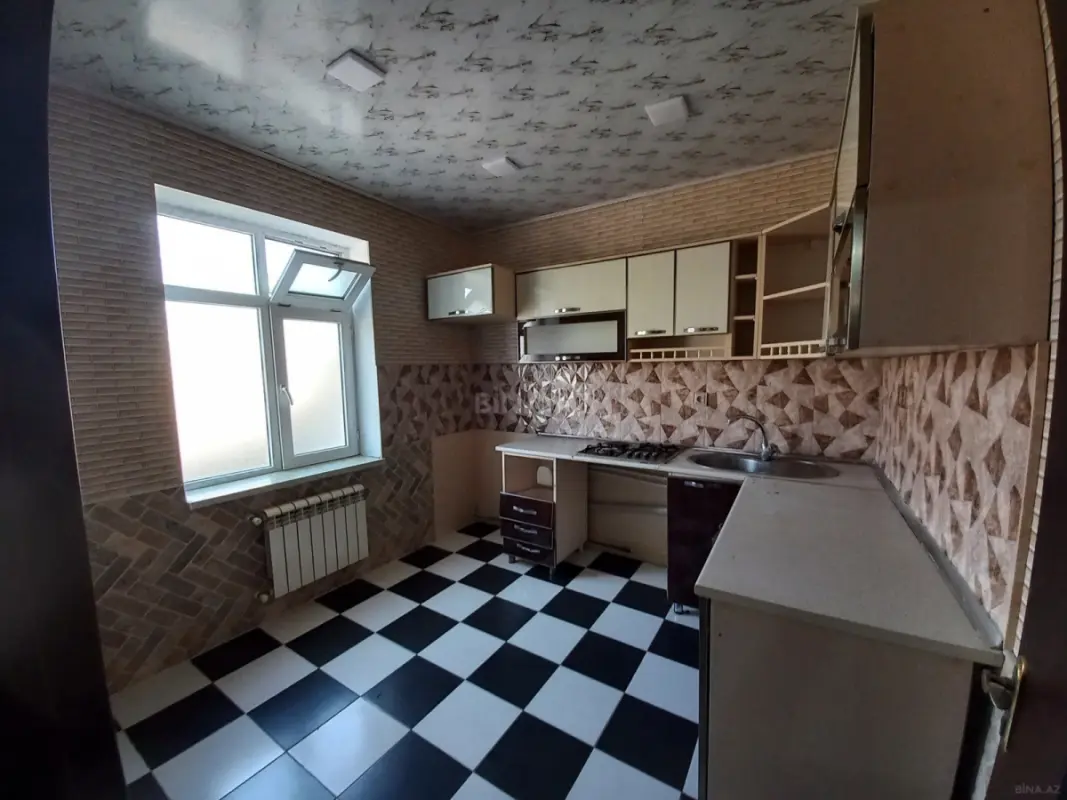 Satılır 4 otaqlı həyət evi 105 m²