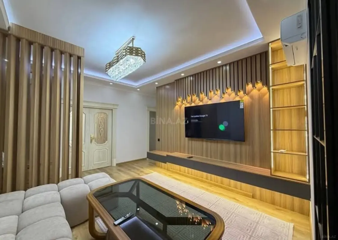 Kirayə verilir 3 otaqlı mənzil 130 m²