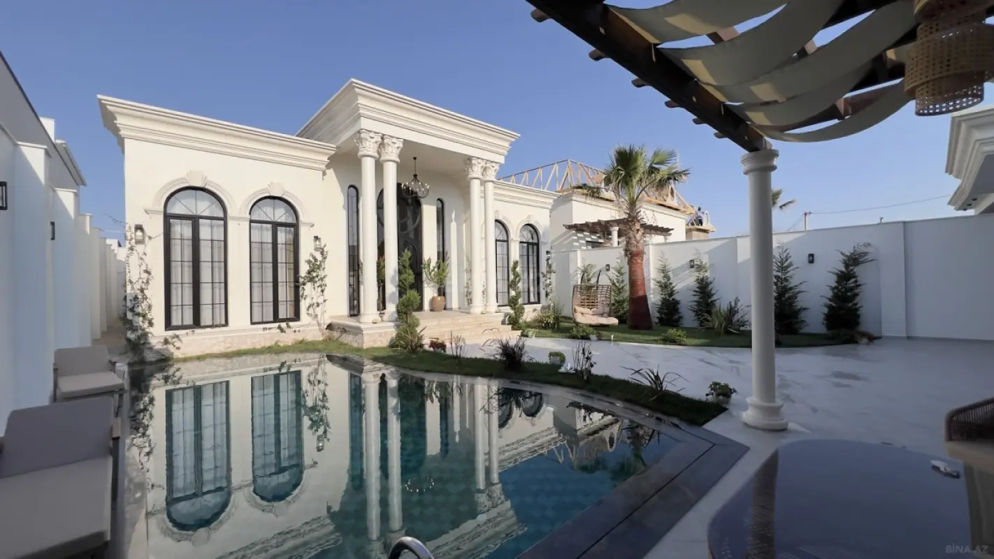 Satılır 4 otaqlı həyət evi 220 m²