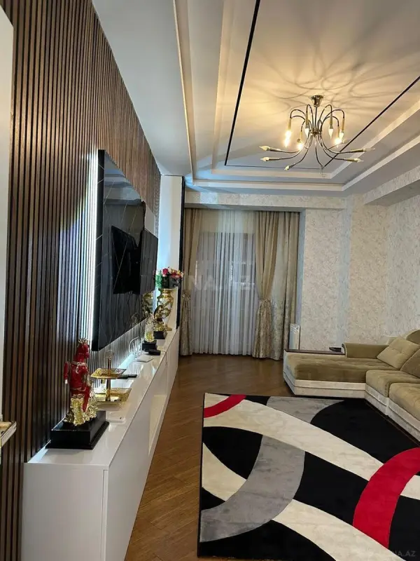 Kirayə verilir 3 otaqlı mənzil 110 m²