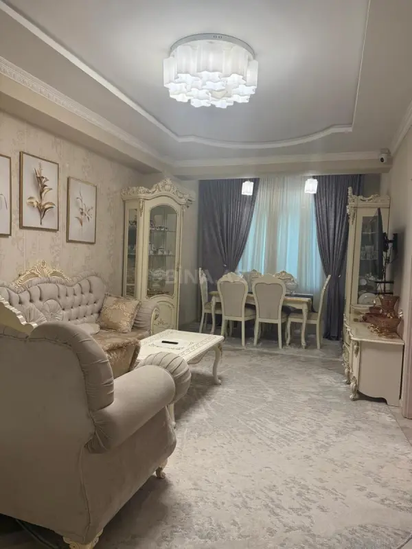 Satılır 3 otaqlı mənzil 100 m²