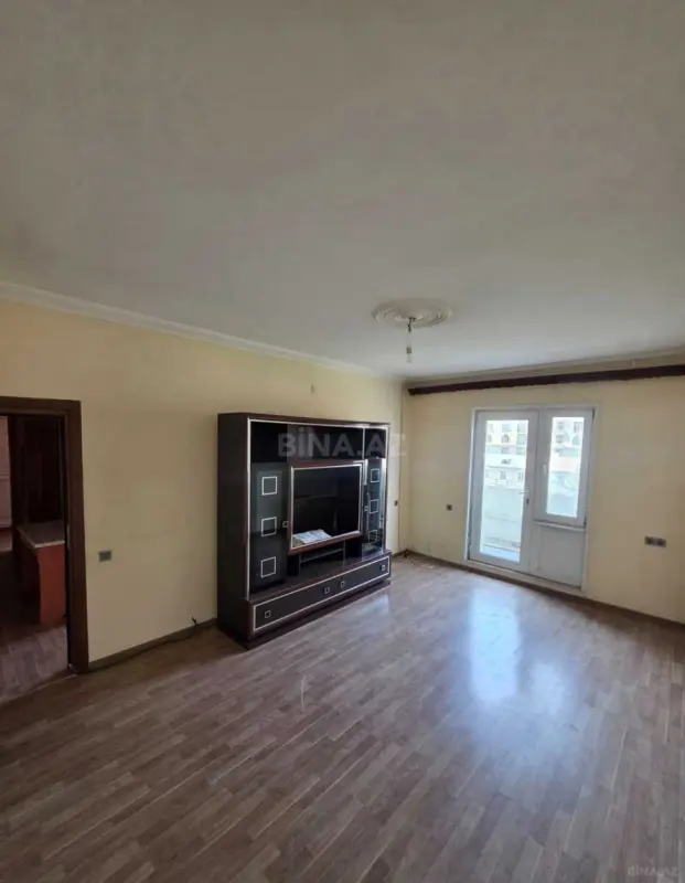 Satılır 2 otaqlı mənzil 61 m²