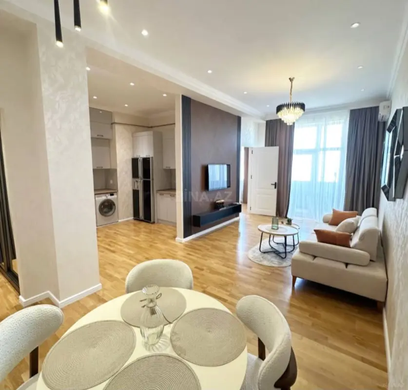 Satılır 2 otaqlı mənzil 73 m²