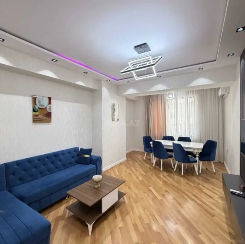 Kirayə verilir 2 otaqlı mənzil 68 m²