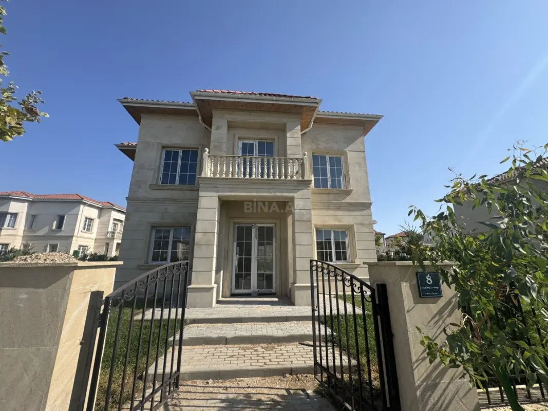 Satılır 7 otaqlı həyət evi 230 m²