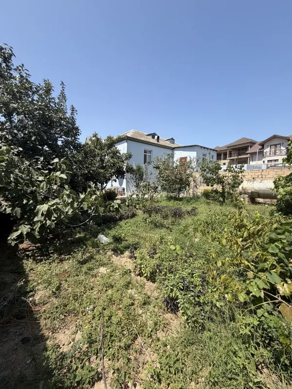 Satılır 6 otaqlı həyət evi 170 m²