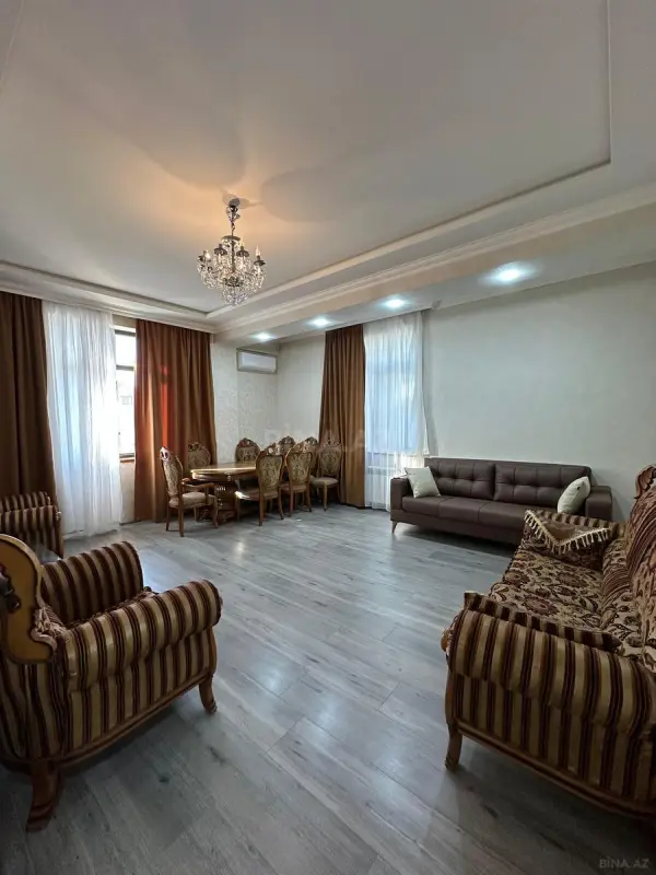 Satılır 2 otaqlı mənzil 85 m²