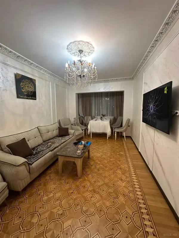 Satılır 4 otaqlı mənzil 100 m²