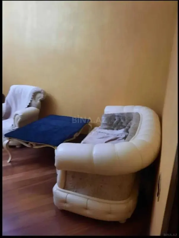 Kirayə verilir 3 otaqlı mənzil 130 m²