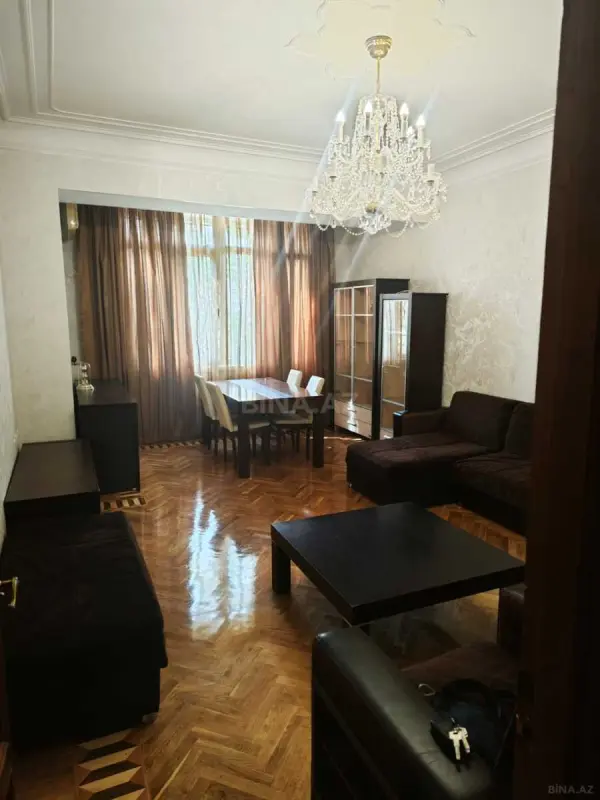 Kirayə verilir 3 otaqlı mənzil 100 m²