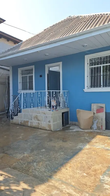 Satılır 3 otaqlı həyət evi 100 m²
