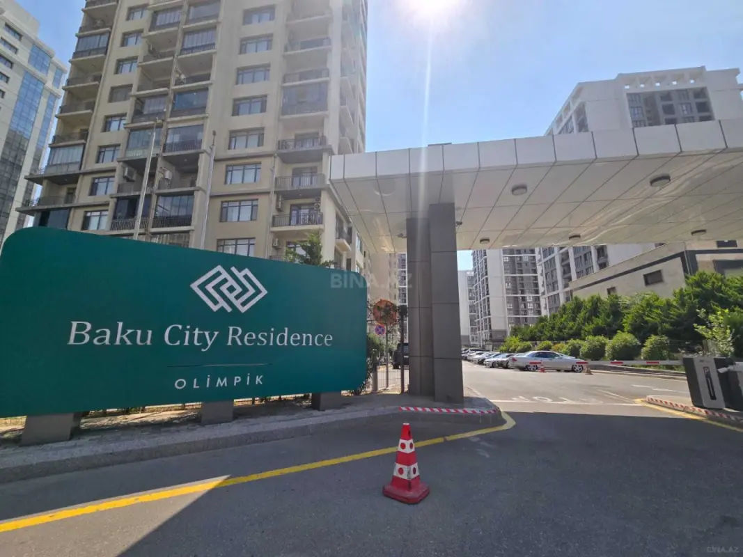 Satılır 3 otaqlı mənzil 117.2 m²