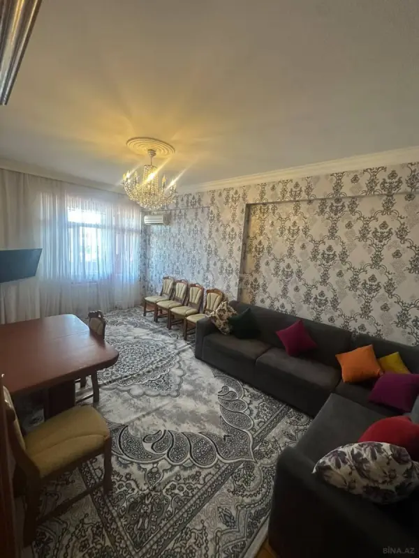 Satılır 2 otaqlı mənzil 60 m²