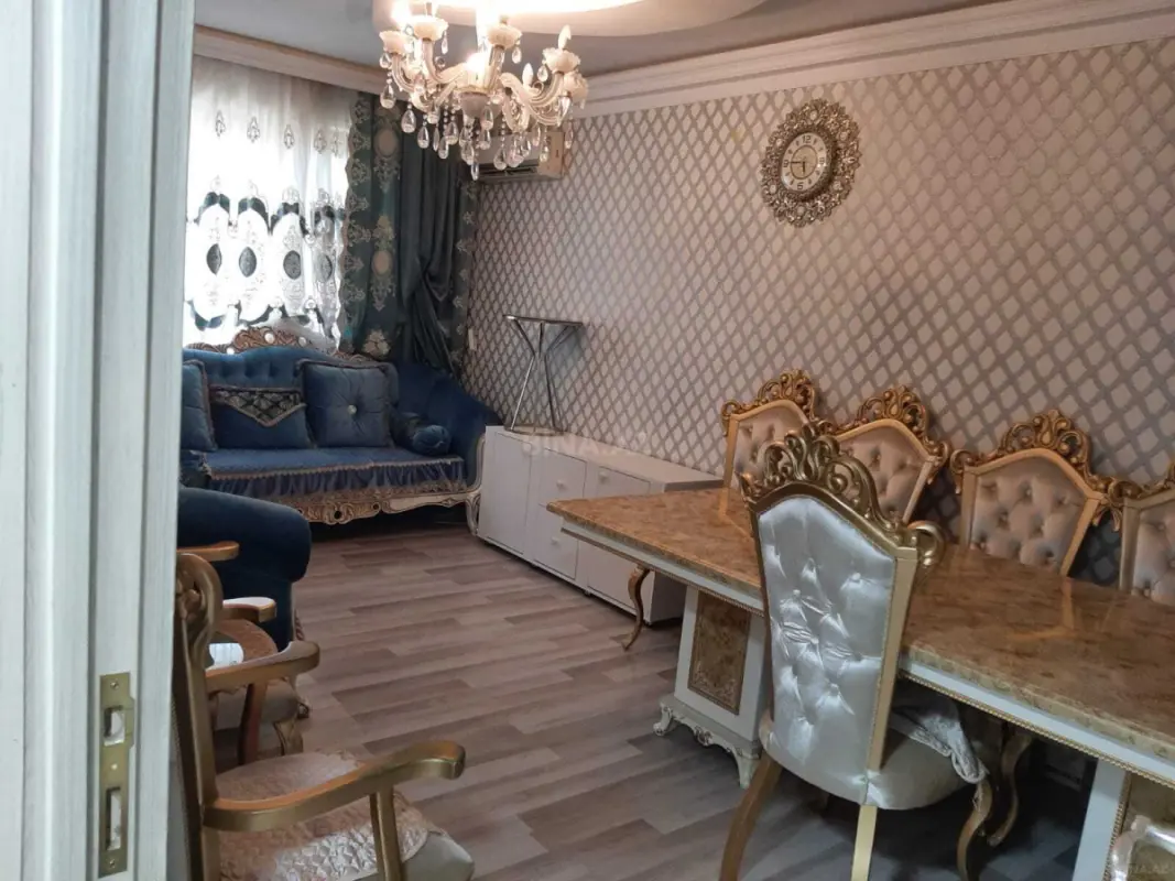 Kirayə verilir 2 otaqlı mənzil 70 m²