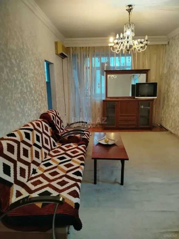 Kirayə verilir 2 otaqlı mənzil 50 m²