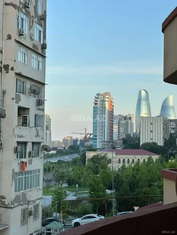 Satılır 2 otaqlı mənzil 70 m²