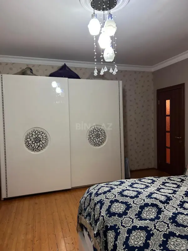 Satılır 6 otaqlı həyət evi 160 m²