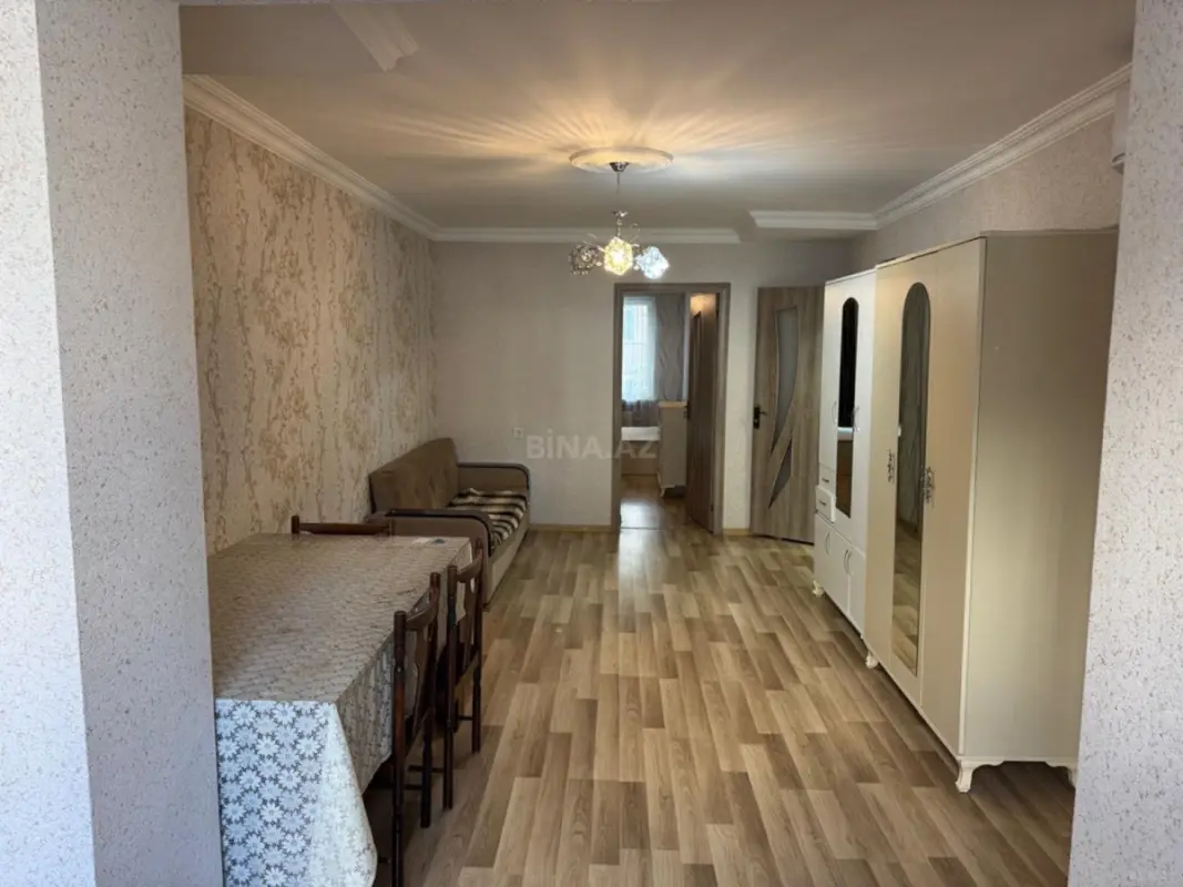 Kirayə verilir 2 otaqlı mənzil 50 m²