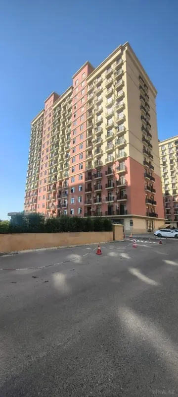 Kirayə verilir 3 otaqlı mənzil 100.5 m²