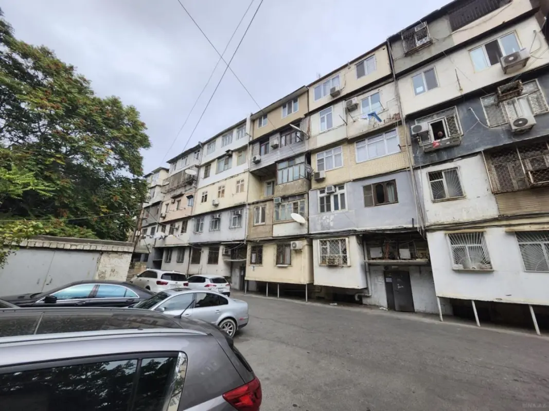 Satılır 3 otaqlı mənzil 60 m²