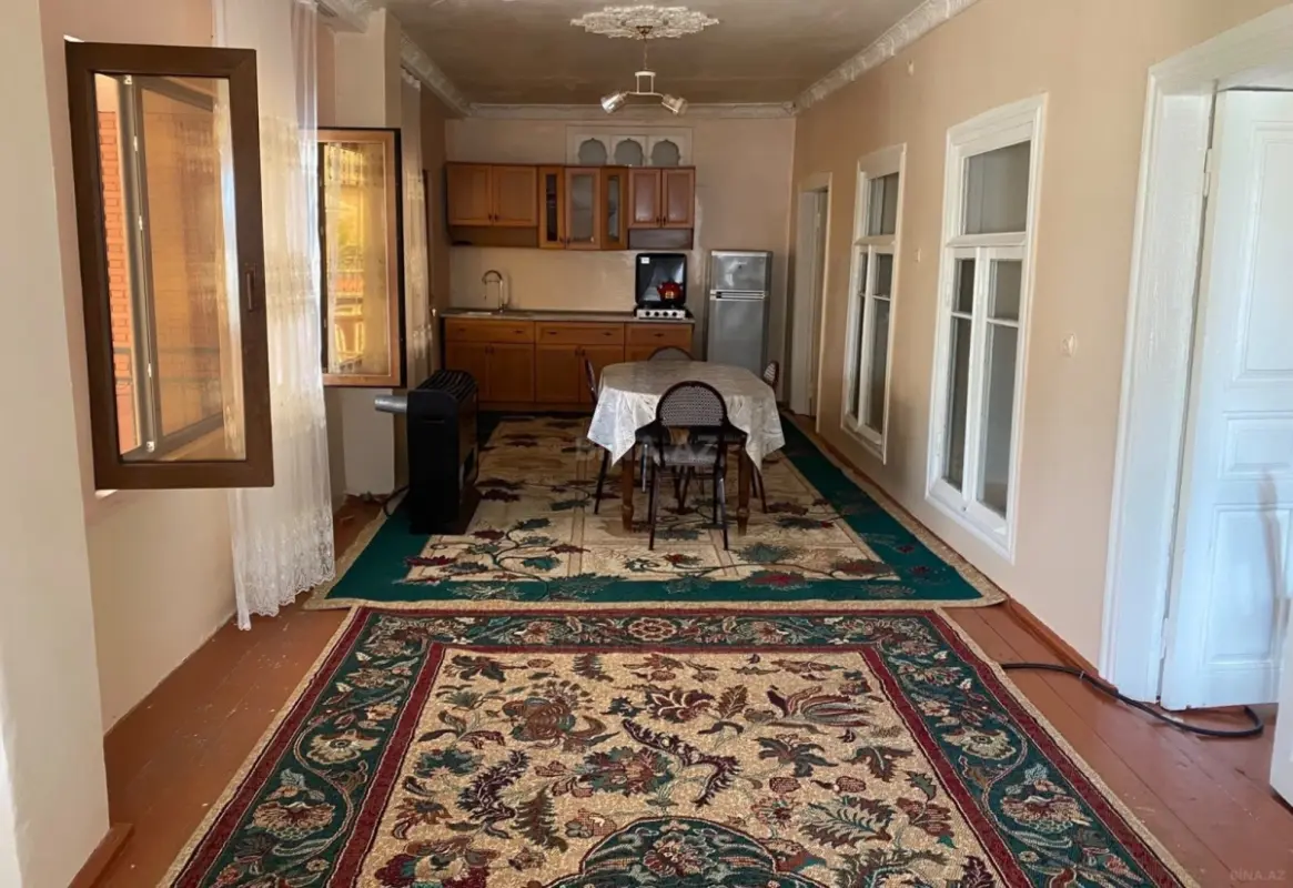 Kirayə verilir 2 otaqlı həyət evi 70 m²