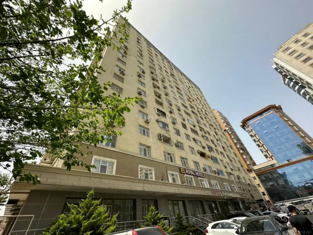 Satılır 2 otaqlı mənzil 92 m²