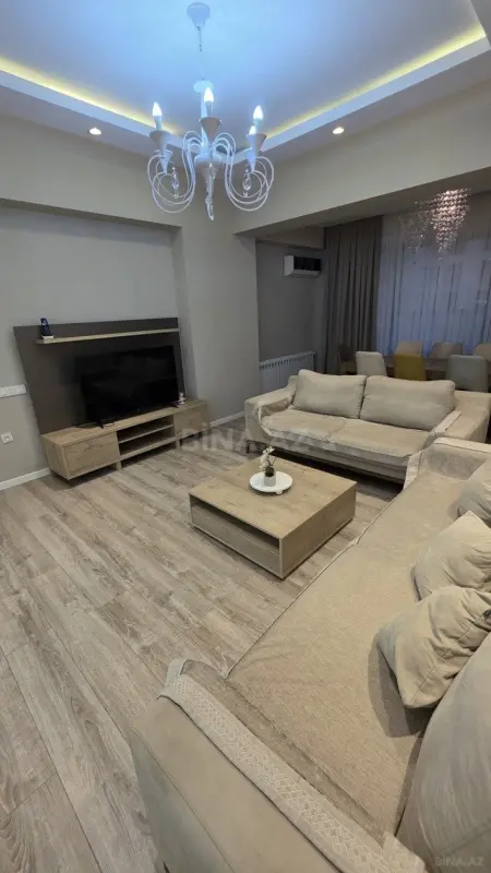 Kirayə verilir 3 otaqlı mənzil 100 m²