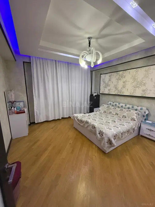 Kirayə verilir 3 otaqlı mənzil 110 m²